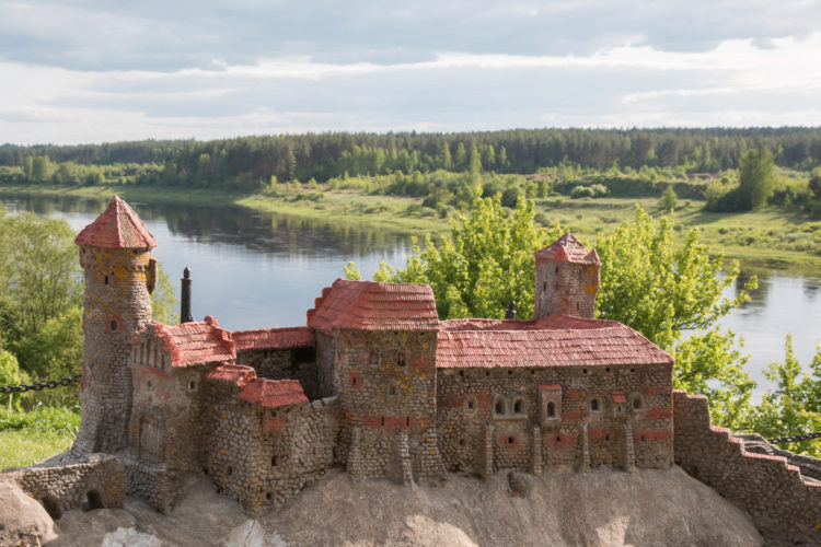 Dinaburg Castle - sights in Latvia