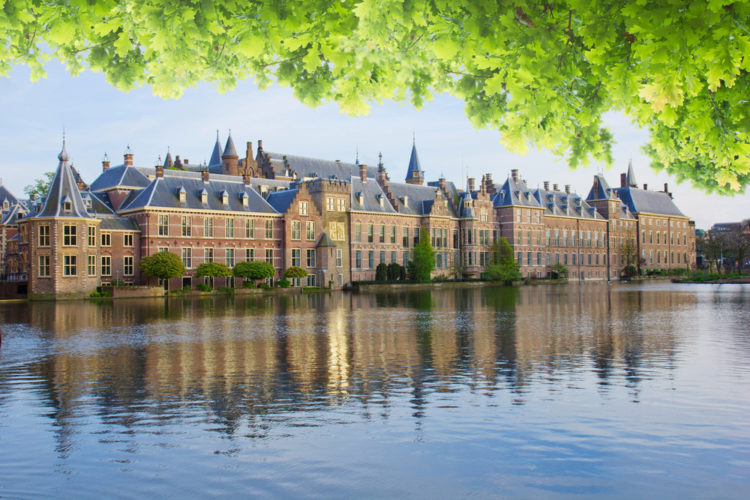 Binnenhof Castle - attractions in the Netherlands