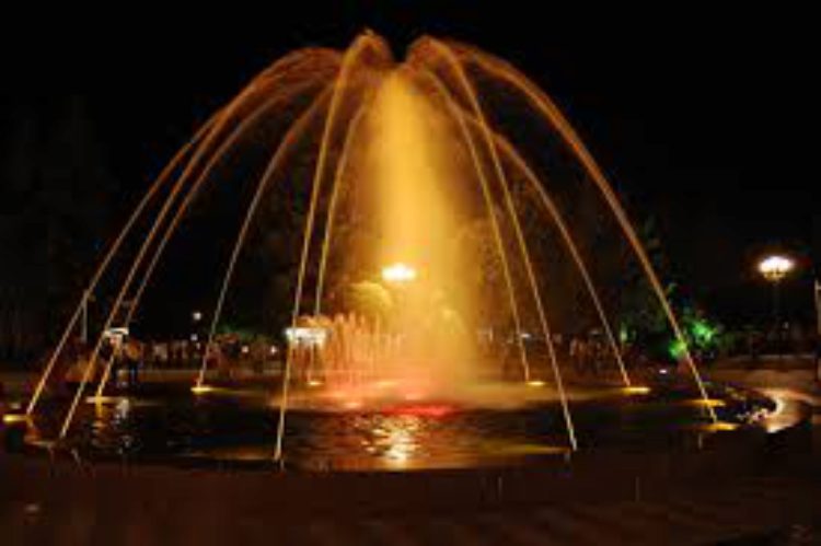 Batumi sights - Dancing fountains - night show in Batumi