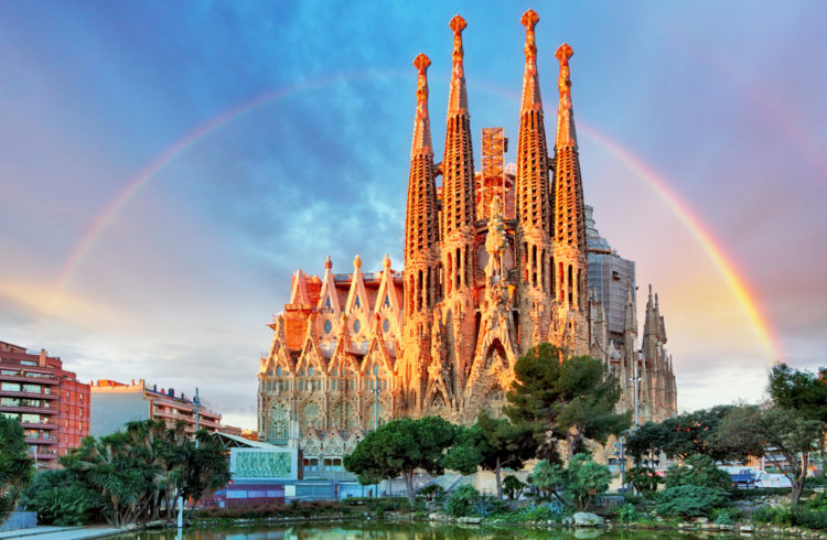 Sagrada Familia cathedral in Barcelona - sights of Barcelona