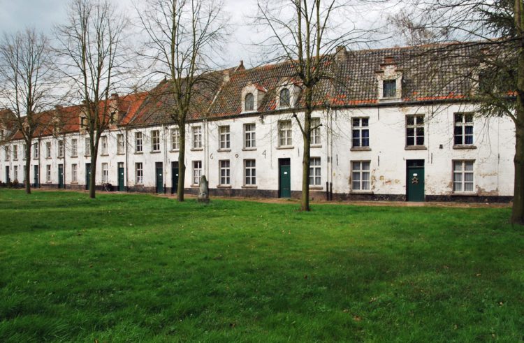 Beguinage Monastery in Bruges - Bruges attractions