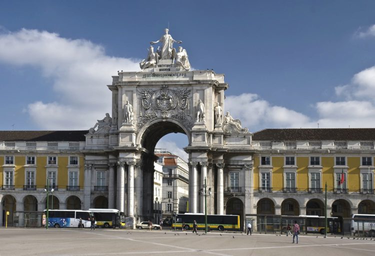 Rua Augusta Triumphal Arch - What to see in Lisbon