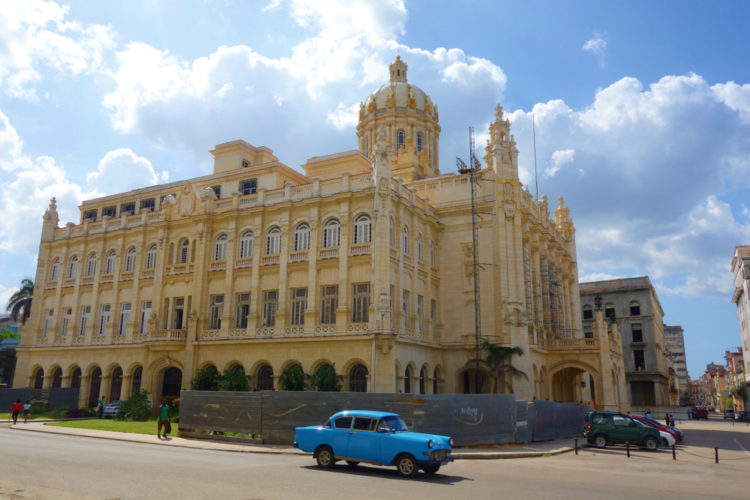 Havana's Grand Theatre - Sightseeing in Cuba