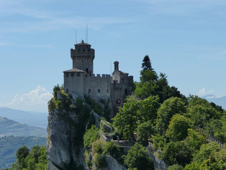La Cesta Tower - San Marino attractions