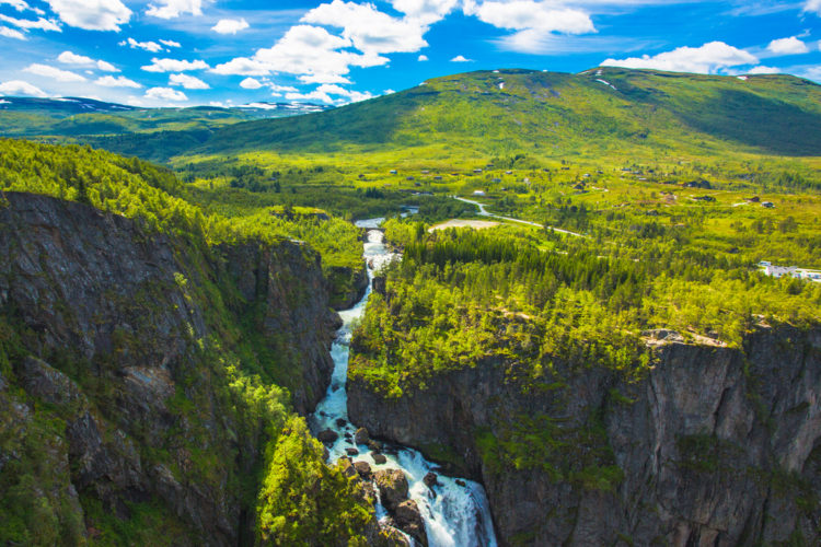 Voringsfossen - Sightseeing in Norway