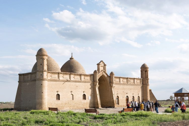 Arystan-Baba-Mausoleum - Sehenswürdigkeiten von Kasachstan