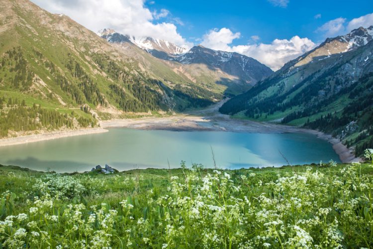 Big Almaty Lake - Sightseeing in Kasachstan