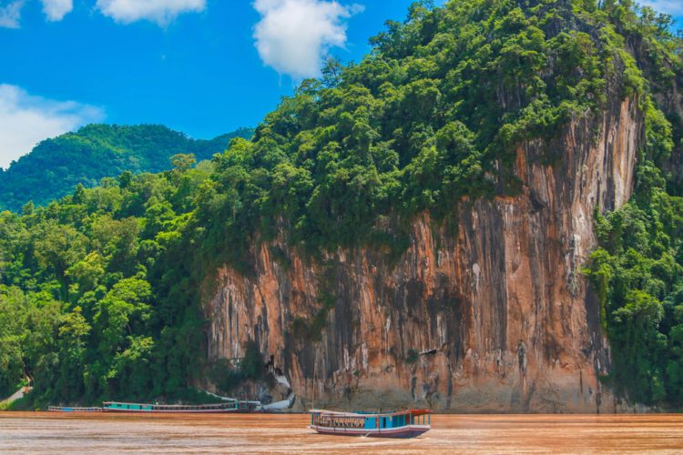 Pak Ou Höhlen - Sehenswürdigkeiten in Laos