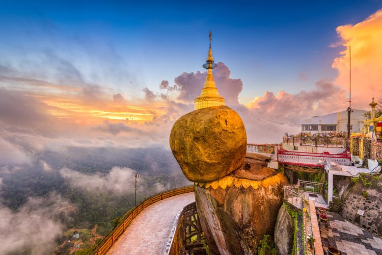 Chaitthiyo (Golden Stone) Pagoda - Myanmar Sites