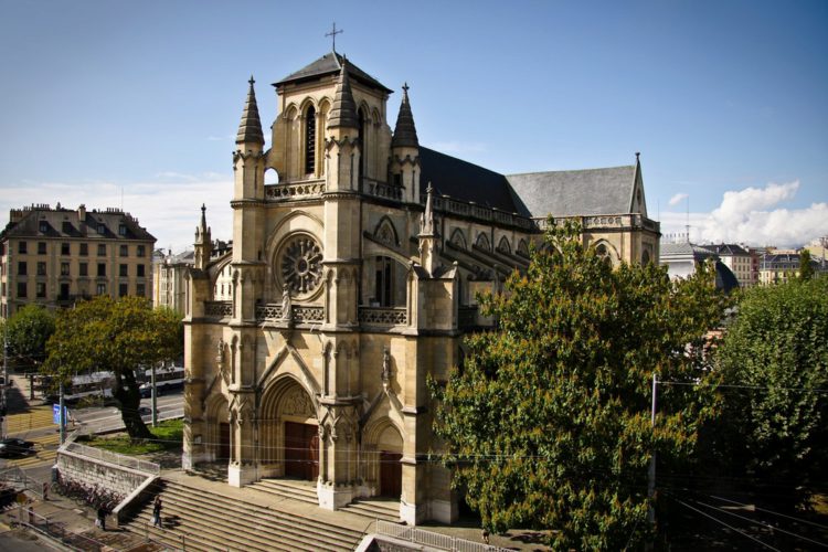 Notre Dame Basilica - Sightseeing in Geneva