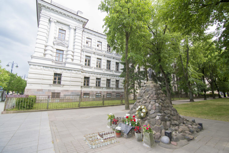Museum of genocide victims - attractions in Vilnius