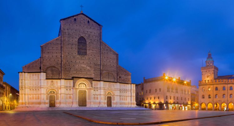 Basilica San Petronio - Sights of Bologna