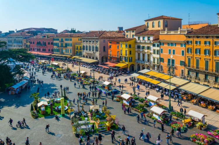 Piazza Bra - Verona Sights