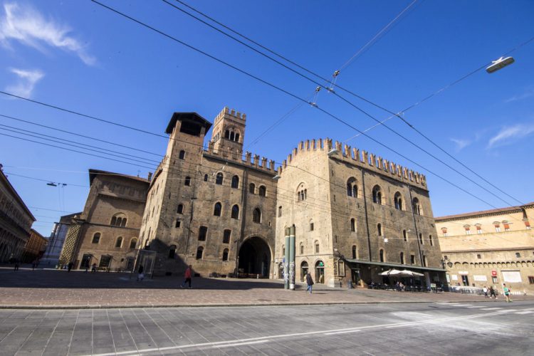 Palazzo Rae Enzo - Sights of Bologna