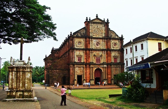 Bon Jesús Basilica - Sights of Goa