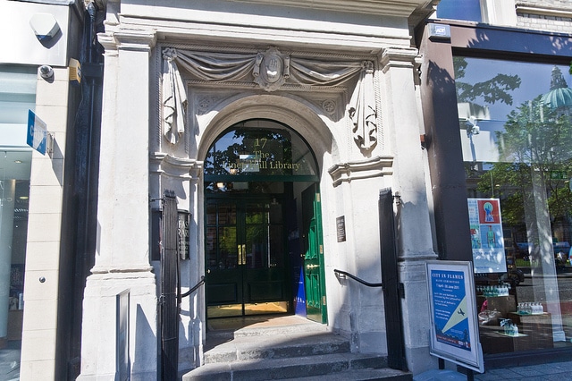 Linen Hall Library - Belfast attractions