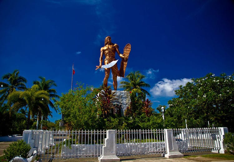 Magellan's Tomb and Lapu-Lapu Monument - Philippines Landmarks