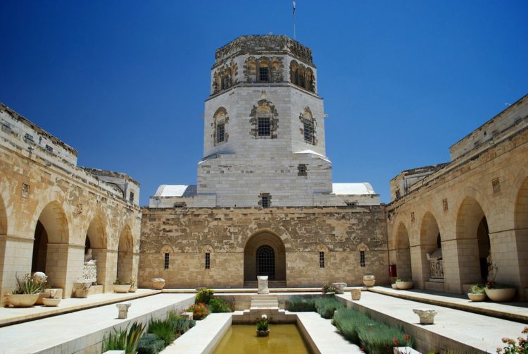 Rockefeller Archaeological Museum - Sightseeing in Jerusalem