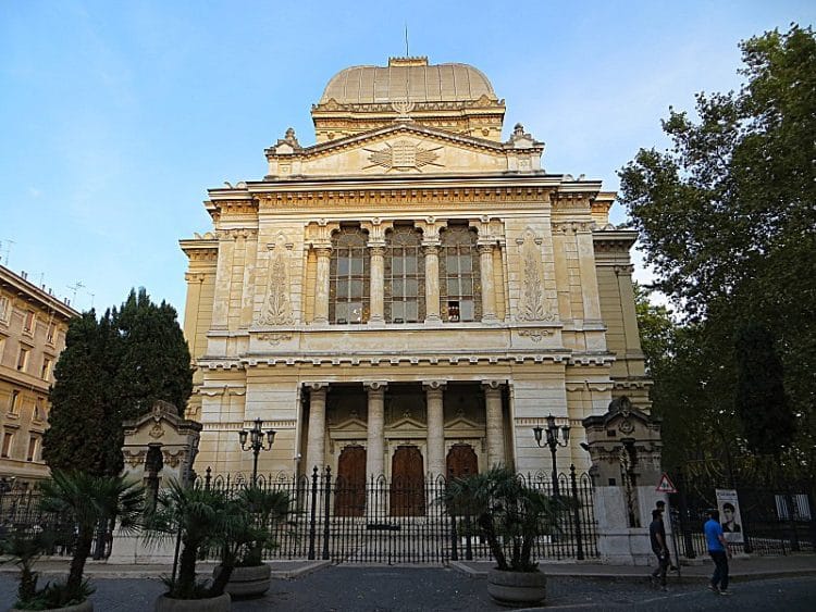 The Great Synagogue or Tempio Maggiore - Sightseeing in Rome