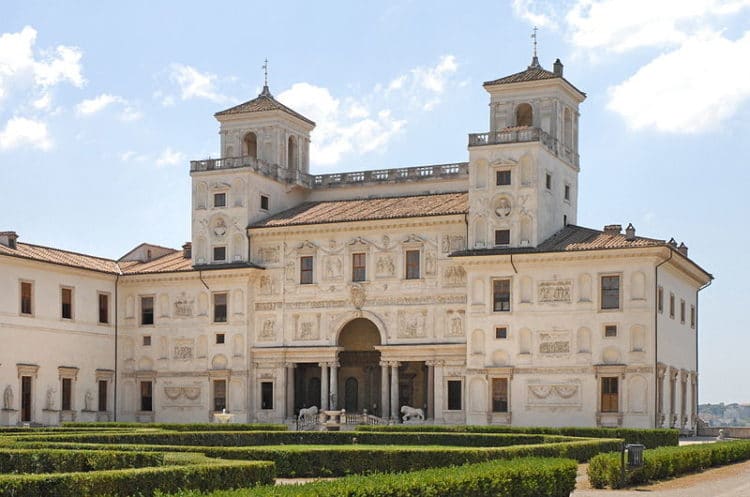 Villa Medici - Sightseeing in Rome
