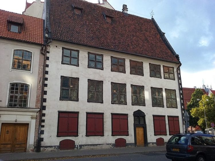 Mencendorf House - sights in Riga