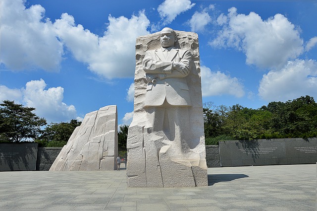 Martin Luther King Monument - Washington Landmarks