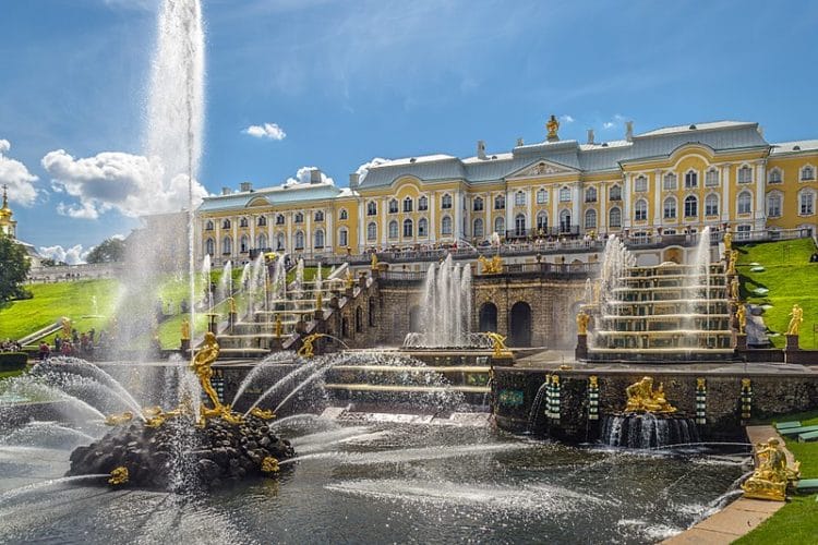 Peterhof - Sights of St. Petersburg