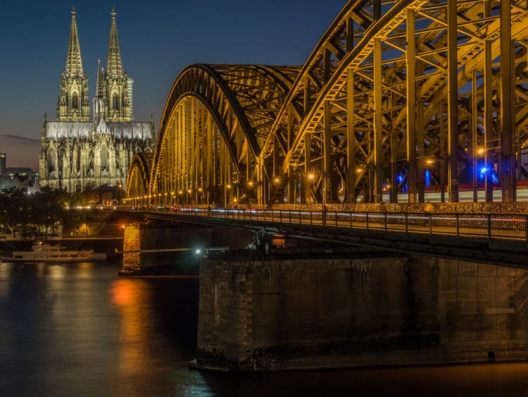 Hohenzollern Bridge - What to see in Cologne