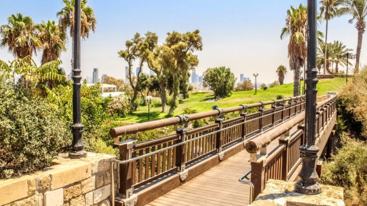 Stone Bridge of Wishes - Landmarks in Tel Aviv