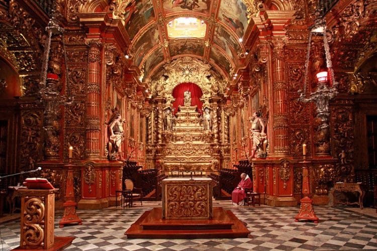 Monastery of St. Benedict - attractions of Rio de Janeiro