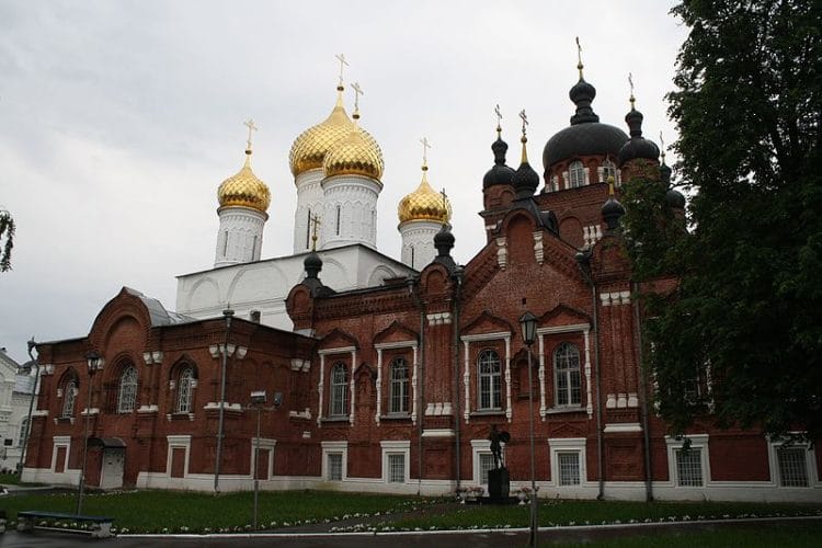 Богоявленско — Анастасиин монастырь - достопримечательности Костромы