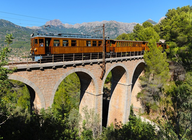 Vintage train from Palma to Sawyer - Mallorca attractions