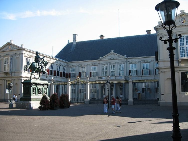 Nordeinde Palace - The sights of The Hague