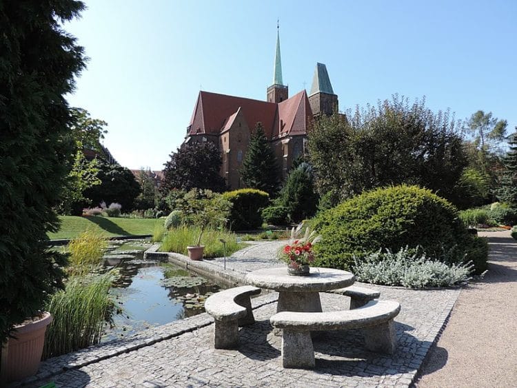 Wroclaw University Botanical Garden - Wroclaw attractions