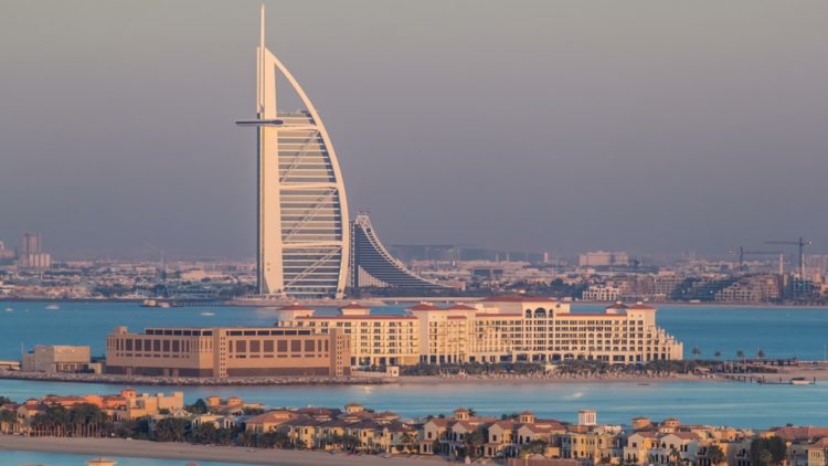 Das Sail Hotel (Burj el Arab) in den Vereinigten Arabischen Emiraten