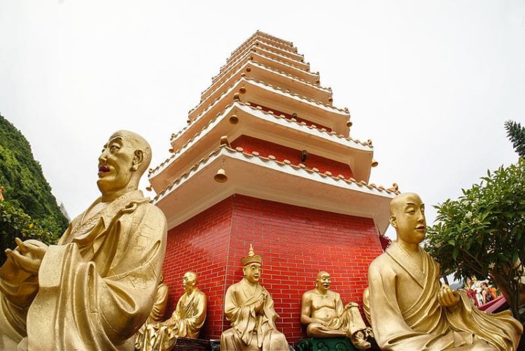 Ten Thousand Buddhas Monastery in China