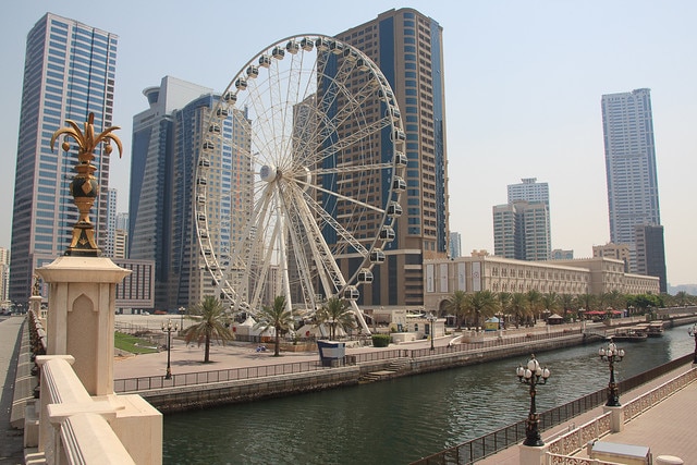 Al-Qasba-Kanal in den Vereinigten Arabischen Emiraten