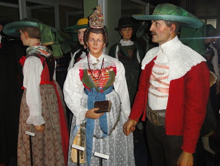Tyrolean Folk Art Museum - Sights of Innsbruck