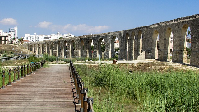 Kamares Aqueduct - What to see in Larnaca