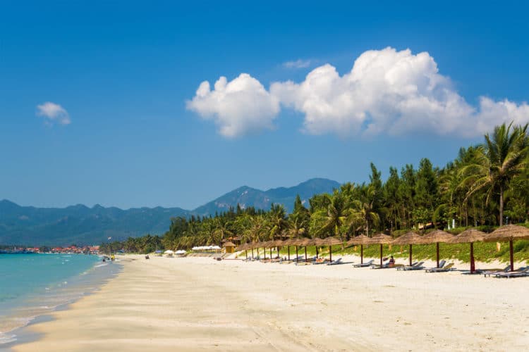 Zoquelet Beach - Nha Trang attractions