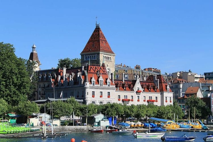 Lausanne's Chateau des Ears - Lausanne attractions
