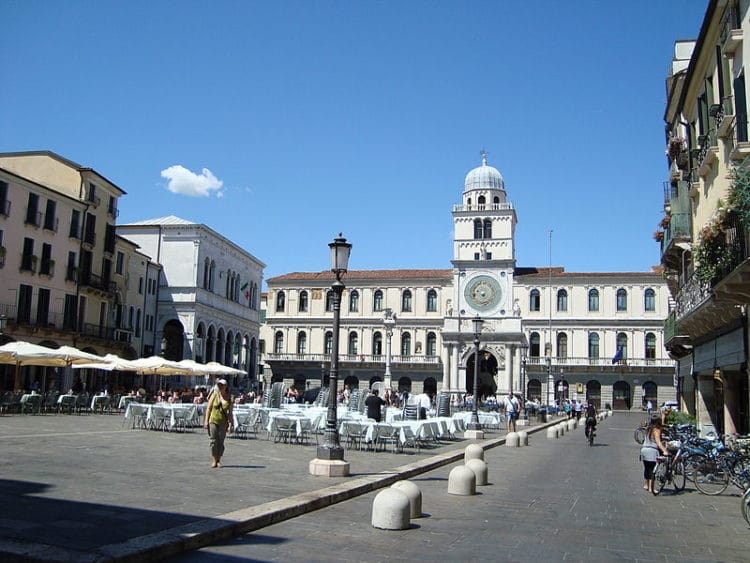 Piazza della Signoria - sights of Padua