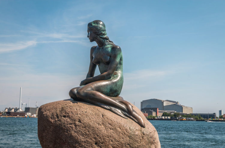 人魚姫の像（コペンハーゲン）