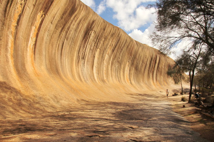 Что посмотреть в Австралии - Скала "Каменная волна"
