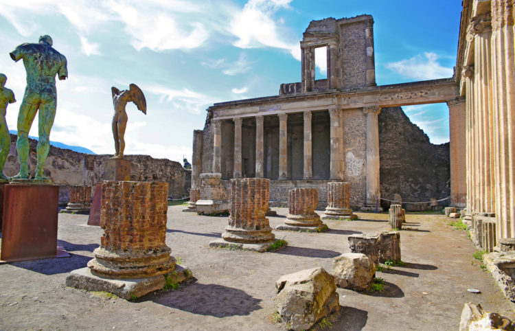 Визначні пам'ятки Італії - Помпеї