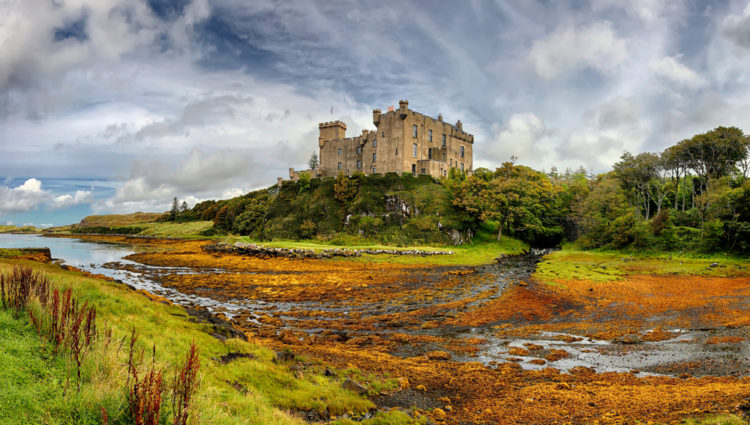 Замок Данвеган - Что посмотреть в Шотландии
