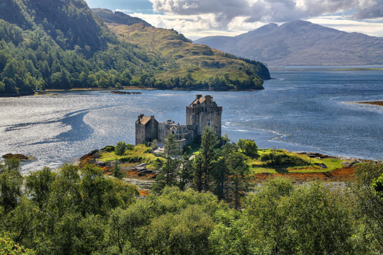 Замок Эйлен-Донан - достопримечательности Шотландии