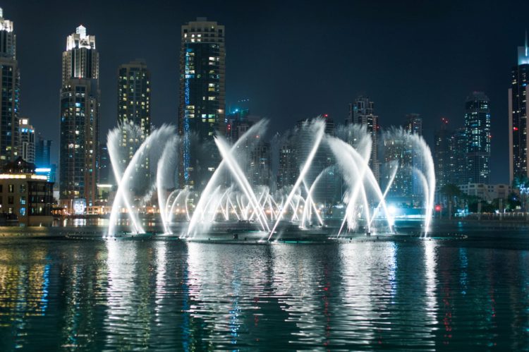 Музыкальный фонтан Дубай - достопримечательности Дубая