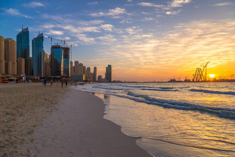 Пляж Марина-Бич - достопримечательности Дубая
