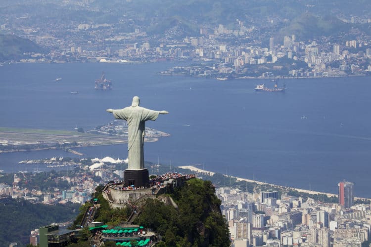 Статуя Христа Искупителя - достопримечательности Рио-де Жанейро